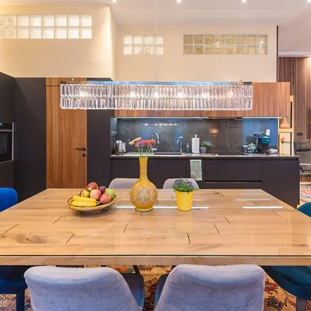 Apartamento Venus - The Actor's Den